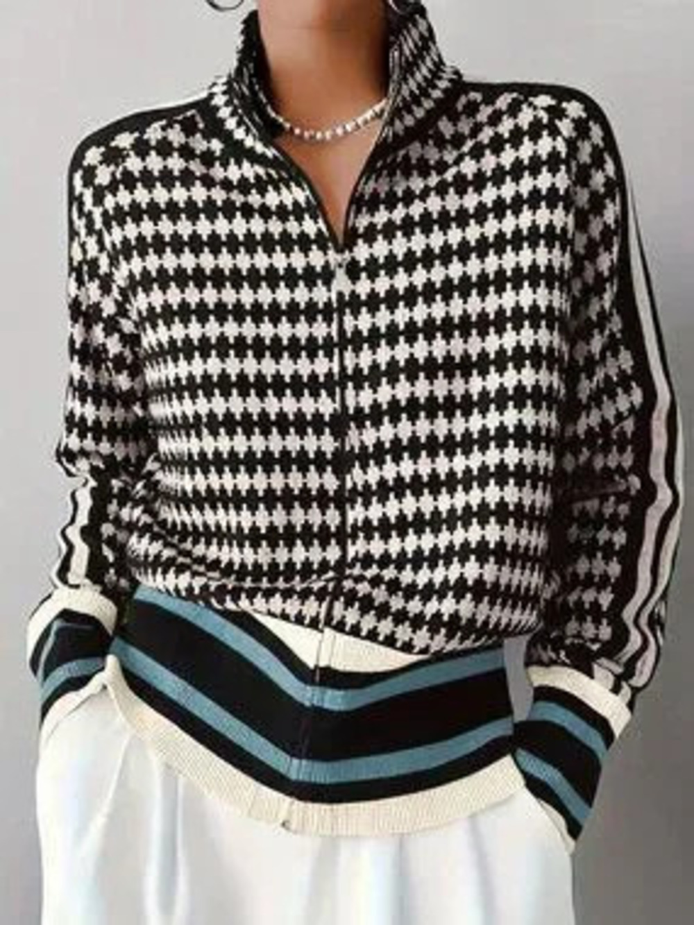 ZARA Blue And White Casual Women's Color Block Zipper Knit Stand Collar Cardigan